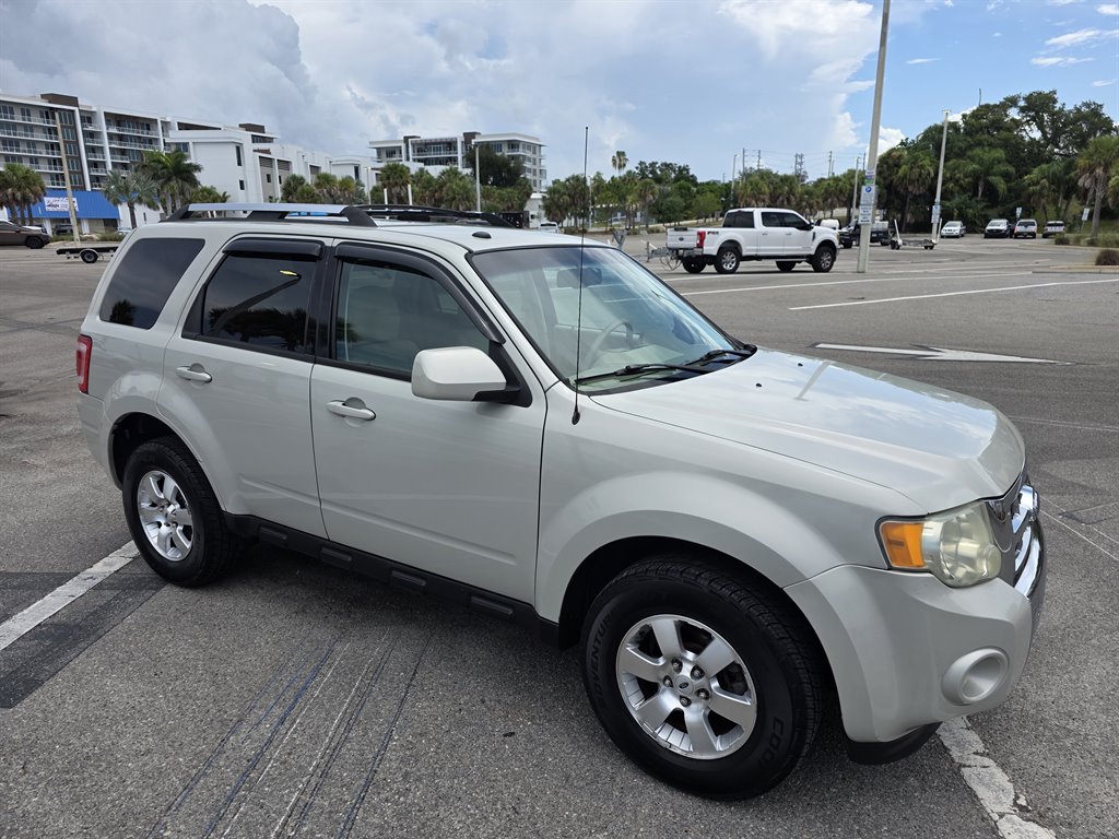2009 Ford Escape Limited - Photo 9
