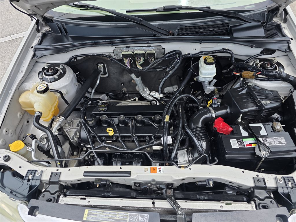 2009 Ford Escape Limited - Photo 10