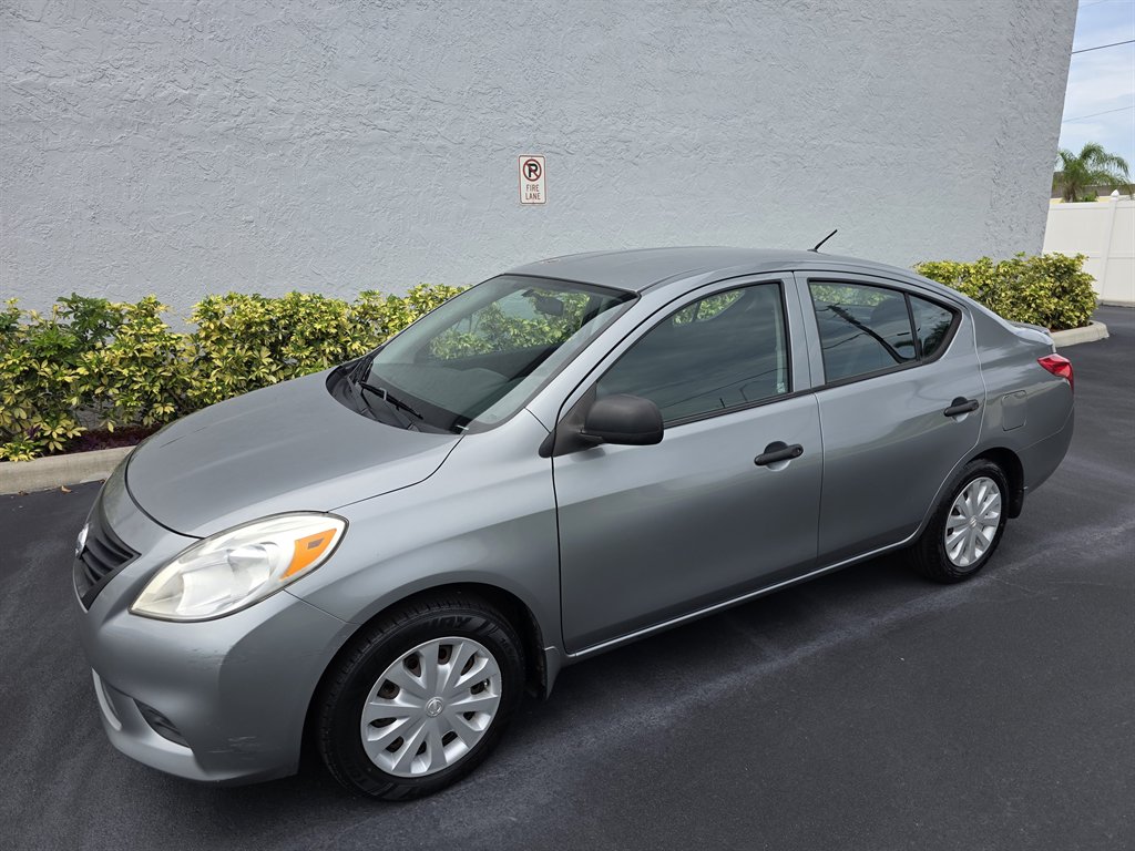 2014 Nissan Versa Sedan