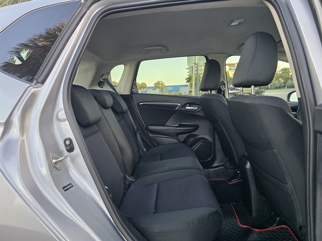 2019 Honda Fit LX - Photo 7