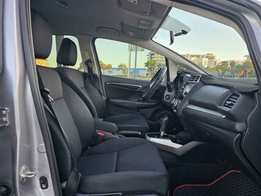 2019 Honda Fit LX - Photo 9